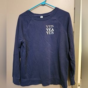 Old Navy womens crewneck sweatshirt